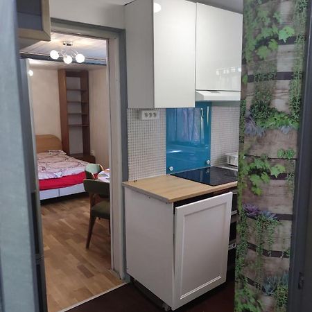 Studio Independant Dans Un Maison Lägenhet Saint-Denis  Exteriör bild